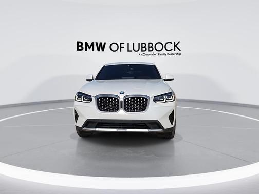 2025 BMW X4 xDrive30i