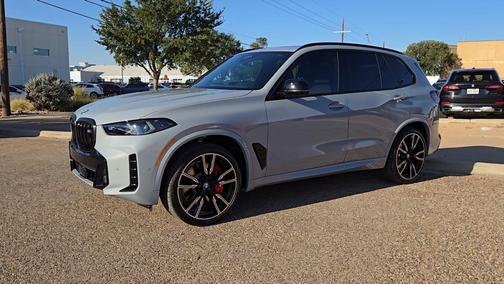 2026 BMW X5 M60i