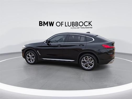 2025 BMW X4 xDrive30i
