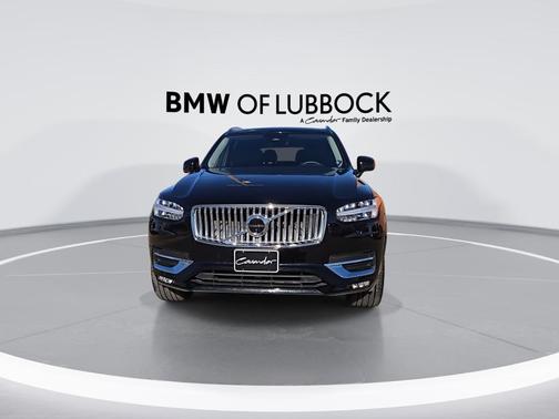 2025 Volvo XC90 B5 Plus