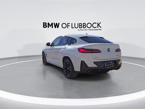 2023 BMW X4 M40i