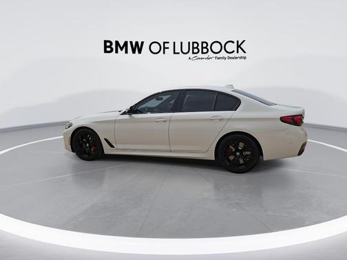 Alpine White 2022 BMW 540 i xDrive