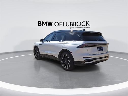 2025 Lincoln Nautilus Reserve