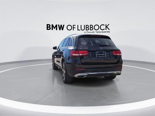2017 Mercedes-Benz GLC 300 Base 4MATIC