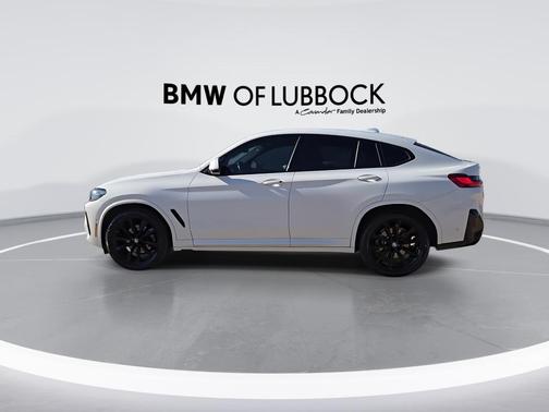 2023 BMW X4 xDrive30i