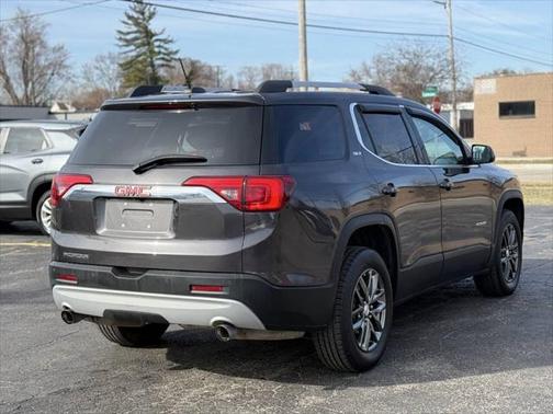 2017 GMC Acadia SLT-1