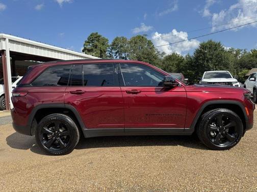 2023 Jeep Grand Cherokee Limited X