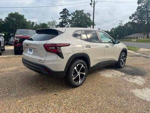 White Sands 2026 Chevrolet Trax FWD 1RS
