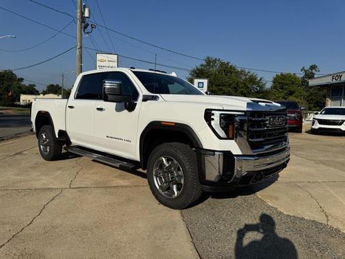 2026 GMC Sierra 2500 SLT