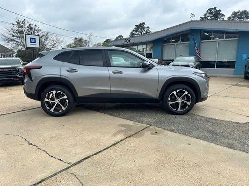 2026 Chevrolet Trax FWD 1RS