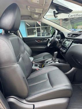 Gun Metallic 2022 Nissan Rogue Sport SL