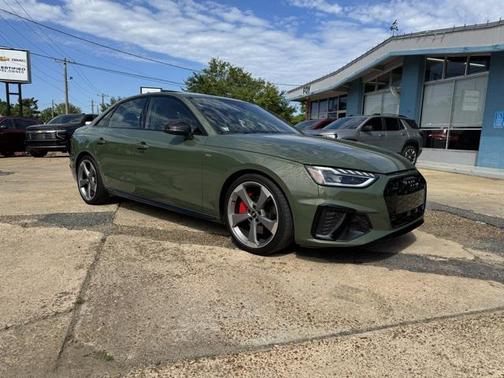 2023 Audi A4 45 S line Premium Plus