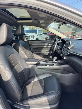 2021 Nissan Altima SR FWD