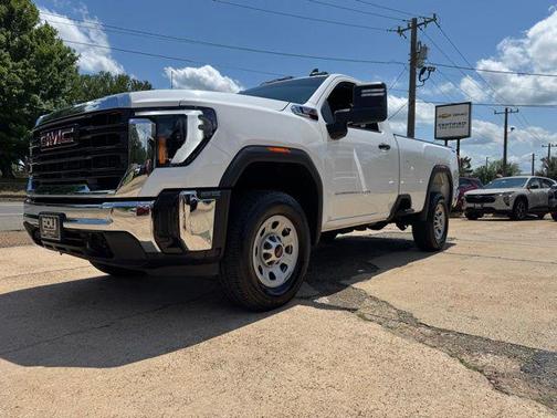 Summit White 2024 GMC Sierra 2500 Pro