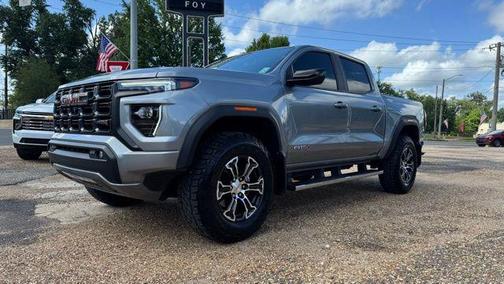 Sterling Metallic 2024 GMC Canyon AT4