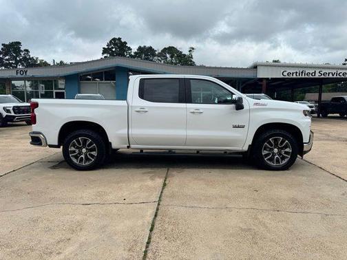 Summit White 2021 Chevrolet Silverado 1500 LT