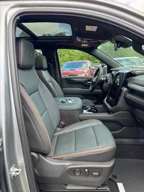 Sterling Metallic 2026 GMC Yukon 4WD AT4