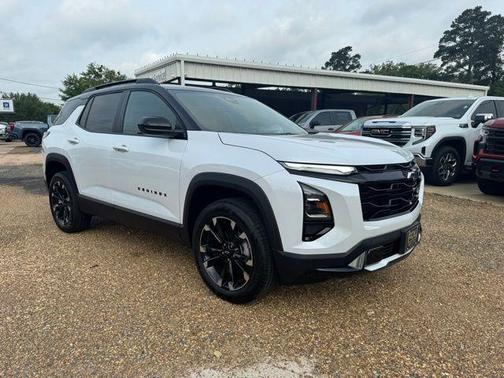 Polar White Tricoat 2026 Chevrolet Equinox FWD RS