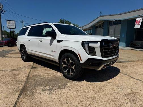 Summit White 2026 GMC Yukon XL 4WD AT4