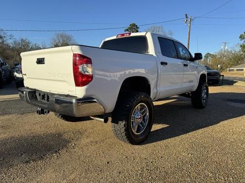 2014 Toyota Tundra SR5