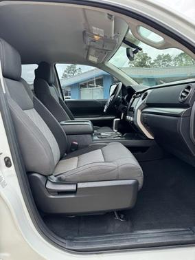 2014 Toyota Tundra SR5