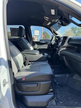 2025 RAM 2500 Tradesman Crew Cab 4x4 6'4' Box