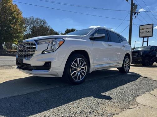 2024 GMC Terrain Denali