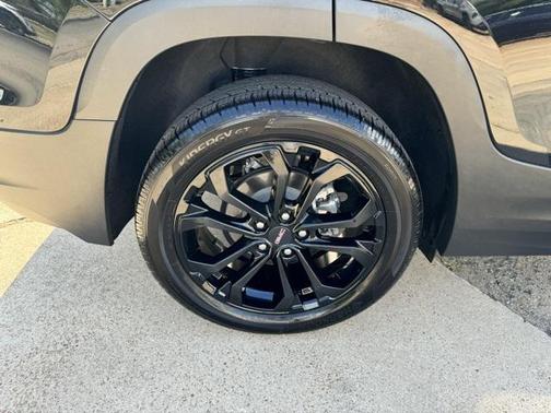 Ebony Twilight Metallic 2022 GMC Terrain SLE