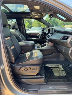 2023 GMC Yukon 4WD AT4