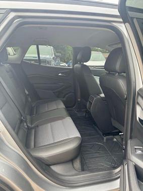 Sterling Gray Metallic 2025 Chevrolet Trax LT