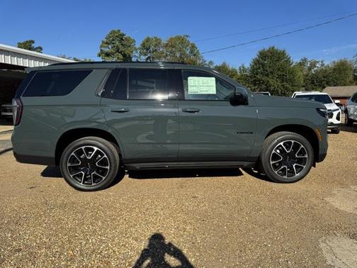 2026 Chevrolet Tahoe 2WD RST