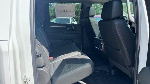 Sw 2026 GMC Sierra 1500 SLT
