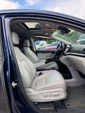 Obsidian Blue Pearl 2023 Honda Odyssey EX-L