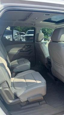 Iridescent Pearl Tricoat 2018 Chevrolet Traverse LT Leather