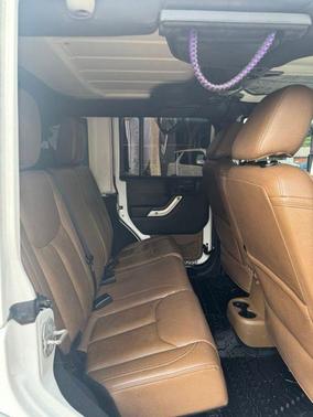 Bright White Clearcoat 2015 Jeep Wrangler Unlimited Rubicon