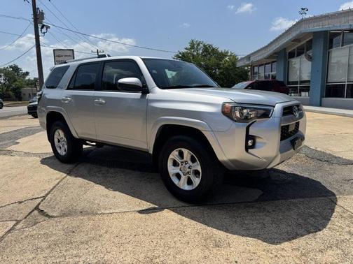 2022 Toyota 4Runner SR5