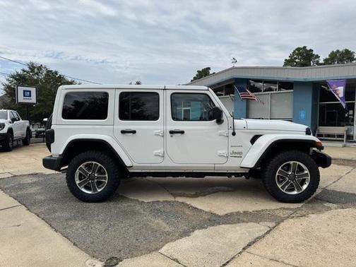 2022 Jeep Wrangler Unlimited Sahara