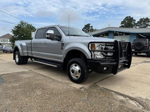 2022 Ford F-350 XLT