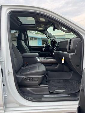 2025 GMC Sierra 2500 SLT