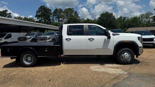 Summit White 2026 GMC Sierra 3500 Base