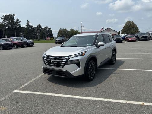 Brilliant Silver Metallic 2024 Nissan Rogue SV