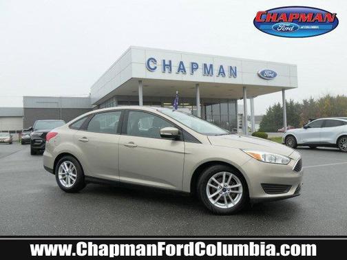 Photo 1 of 32 of 2015 Ford Focus SE