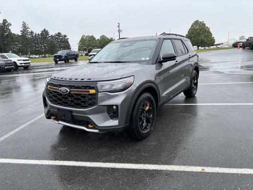 Carbonized Gray Metallic 2026 Ford Explorer Tremor