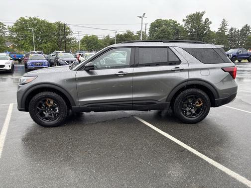 Carbonized Gray Metallic 2026 Ford Explorer Tremor