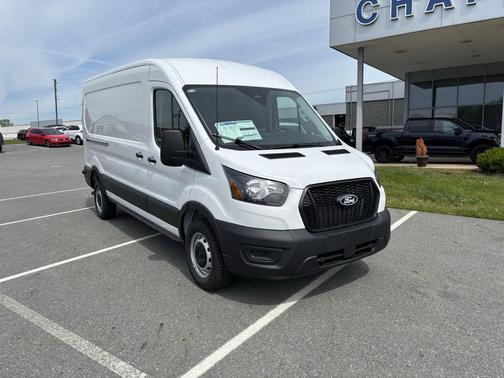 Oxford White 2026 Ford Transit-250 Base