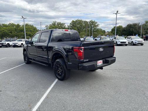 Agate Black Metallic 2026 Ford F-150 Lariat