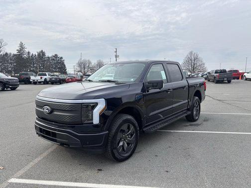 2025 Ford F-150 Lightning Flash