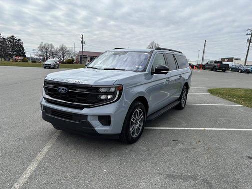 Gray Metallic 2025 Ford Expedition Max Active 4x4