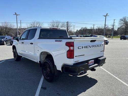 2021 Chevrolet Silverado 1500 Custom Trail Boss