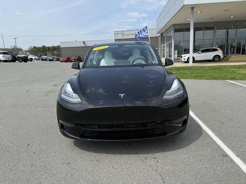 2021 Tesla Model Y Long Range Dual Motor All-Wheel Drive